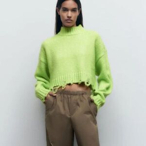 ZARA Green Ripped Cropped Knit Sweater small
